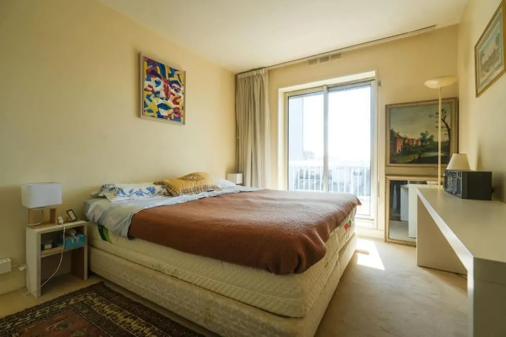 Beautifully Designed 1br With King Size Bed